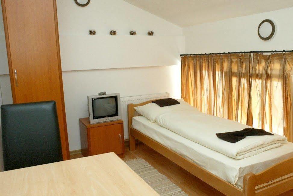 Hotel Irmak Sarajevo Ngoại thất bức ảnh